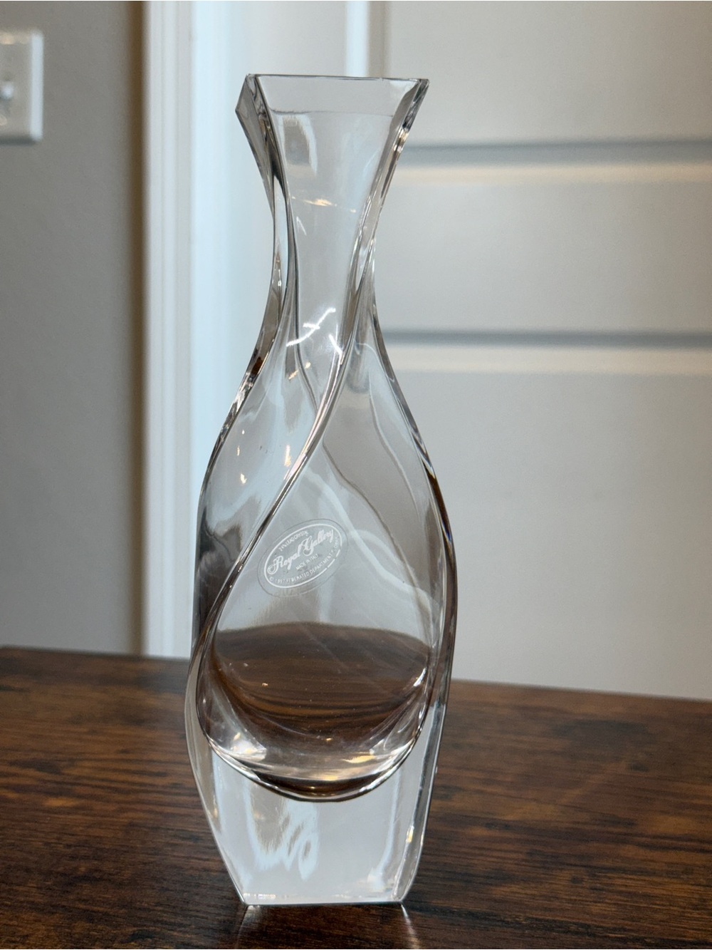 Beautiful Royal Gallery 24% Lead Crystal Spiral Twist Vase